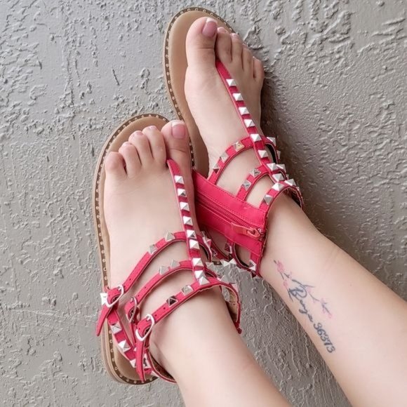 Women's Studded Strappy Flat Sandals Red Color - Picture 1 of 5
